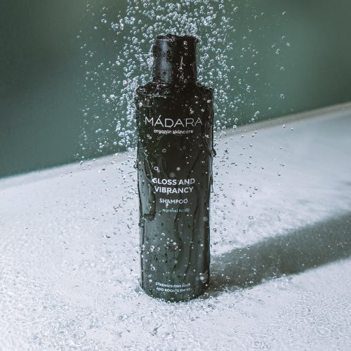 MÁDARA Sampon a fényesen ragyogó hajért 