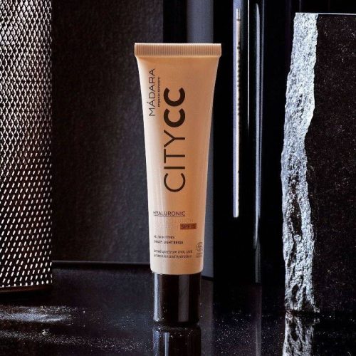 MÁDARA CC krém hialuronsavval Medium beige 