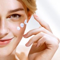 Szemkörnyékápolás